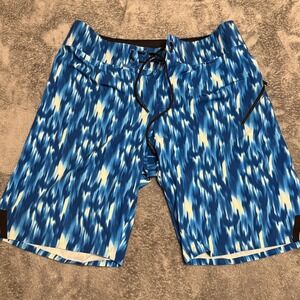Lululemon Men's Current State Board Shorts Size 32 Blue Tie Dye‎ Athletic Swim